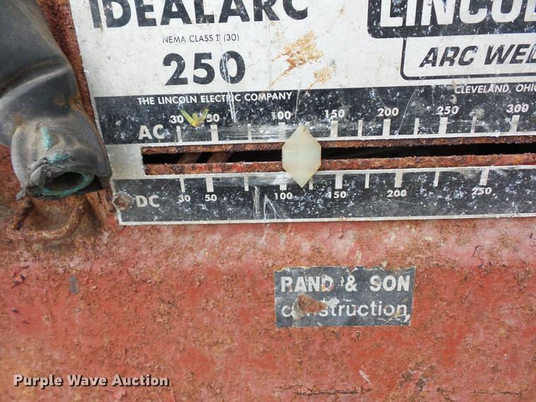 image for item DD2024 Lincoln Idealarc 250 welder