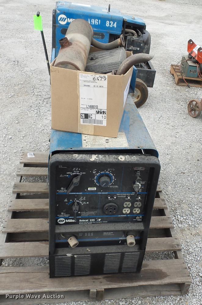 image for item DD2030 Miller Bobcat 225NT welder/generator