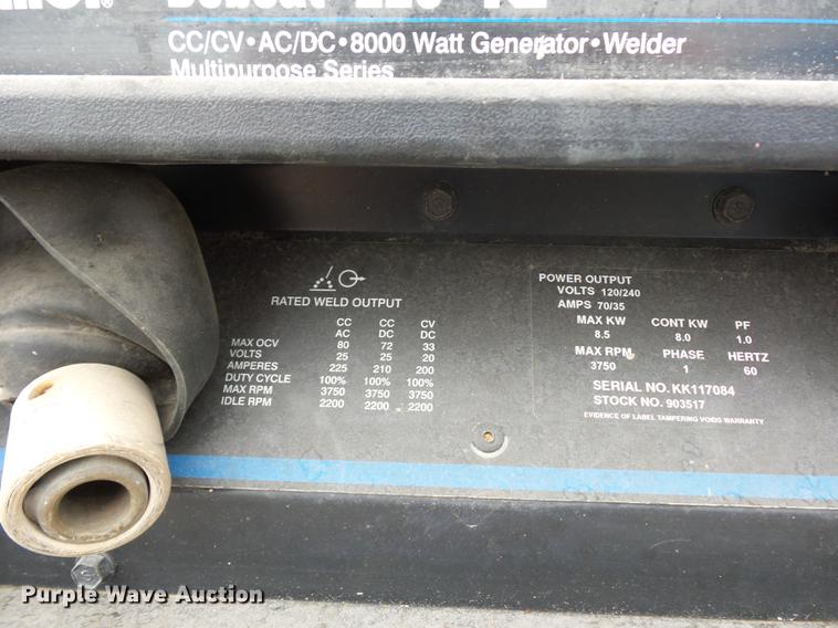 image for item DD2030 Miller Bobcat 225NT welder/generator