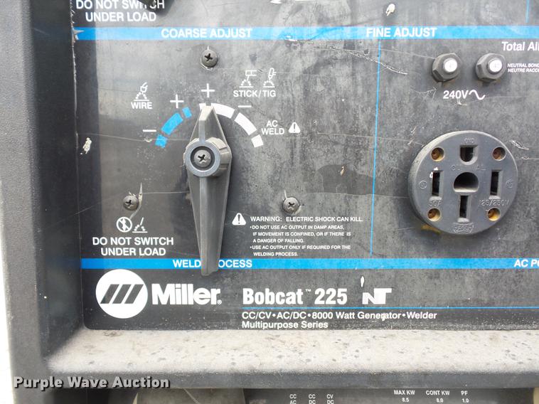 image for item DD2030 Miller Bobcat 225NT welder/generator