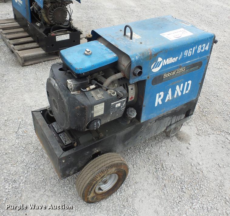 image for item DD2033 Miller Bobcat 225G welder/generator