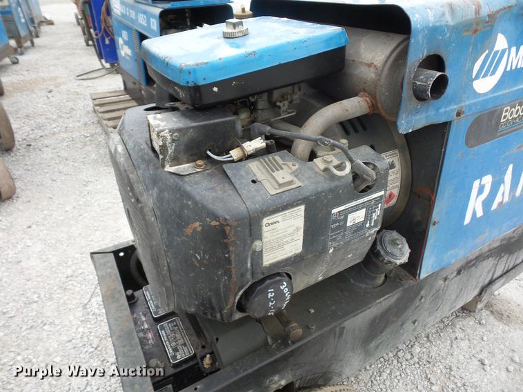 image for item DD2033 Miller Bobcat 225G welder/generator