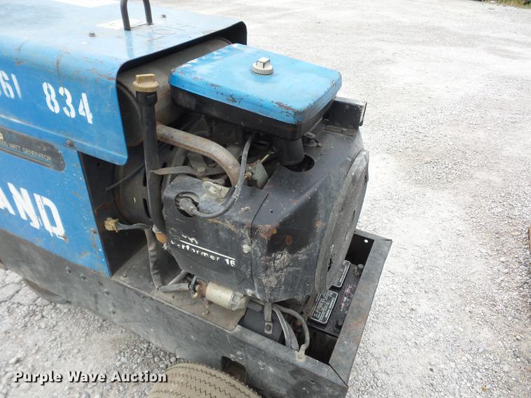image for item DD2033 Miller Bobcat 225G welder/generator