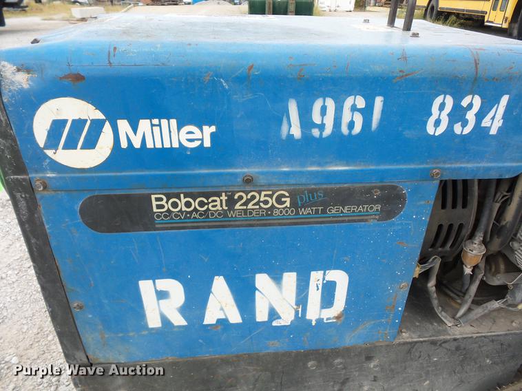 image for item DD2033 Miller Bobcat 225G welder/generator