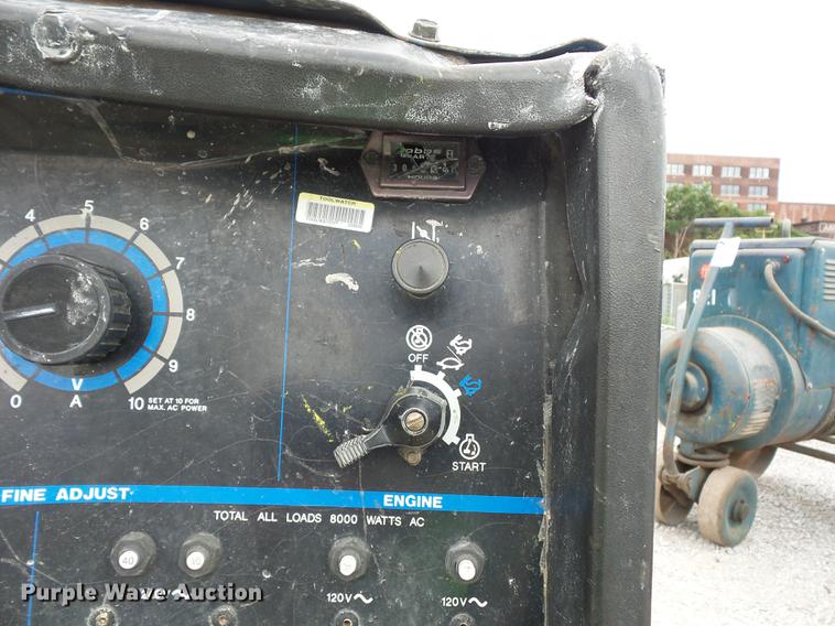 image for item DD2033 Miller Bobcat 225G welder/generator