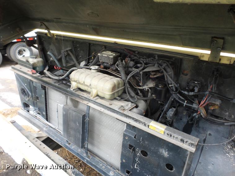 image for item DD2045 1996 Chevrolet P30 delivery truck