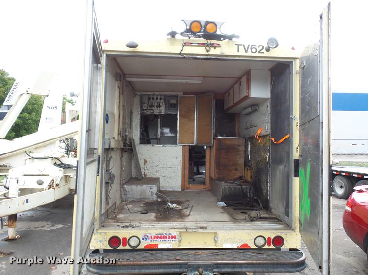 image for item DD2045 1996 Chevrolet P30 delivery truck