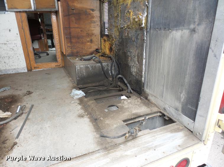 image for item DD2045 1996 Chevrolet P30 delivery truck