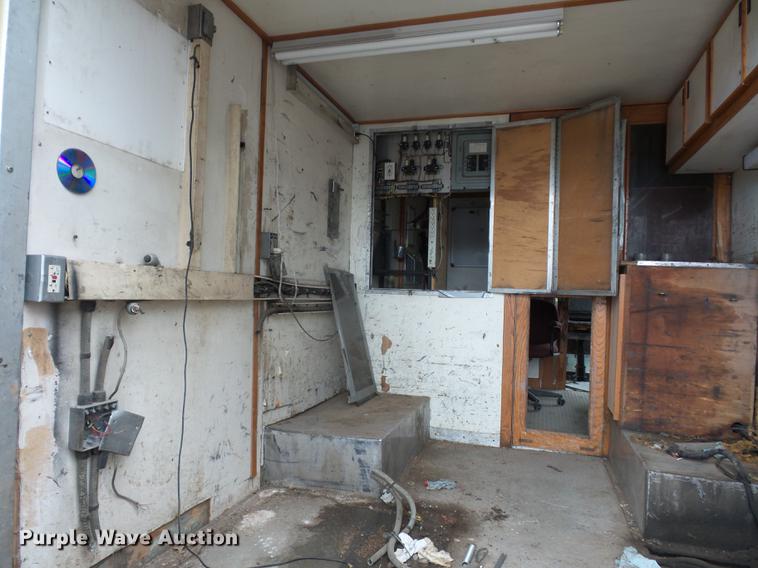 image for item DD2045 1996 Chevrolet P30 delivery truck