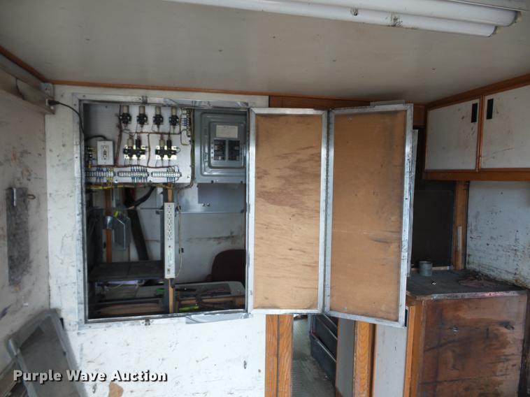 image for item DD2045 1996 Chevrolet P30 delivery truck