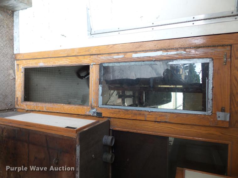 image for item DD2045 1996 Chevrolet P30 delivery truck