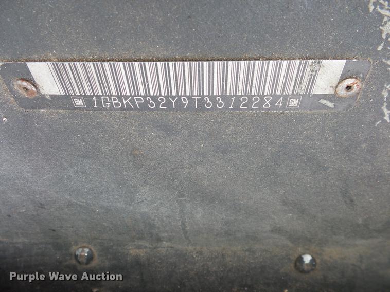 image for item DD2045 1996 Chevrolet P30 delivery truck