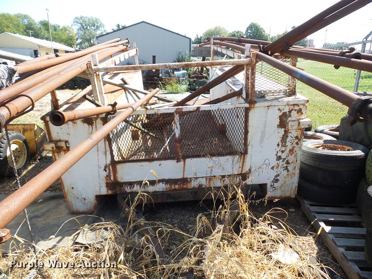 image for item DD2078 Utility bed