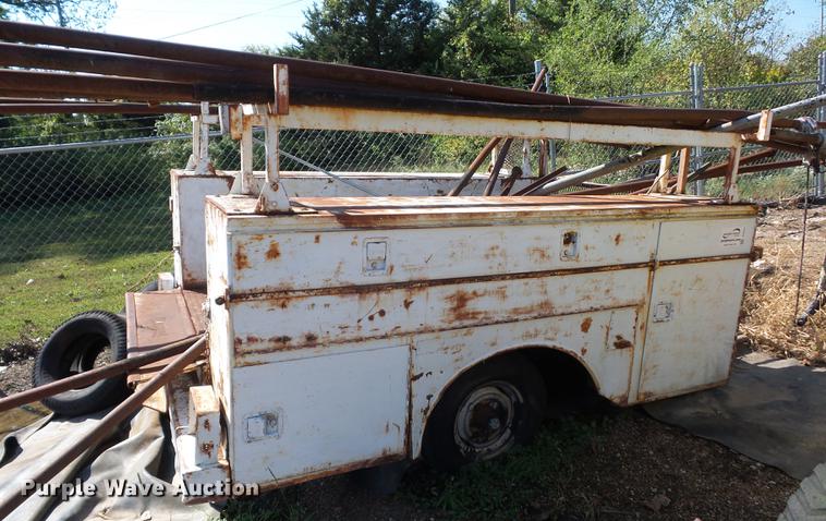 image for item DD2078 Utility bed