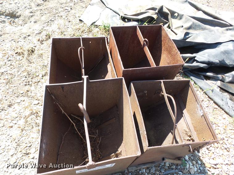 image for item DD2079 (4) dump boxes