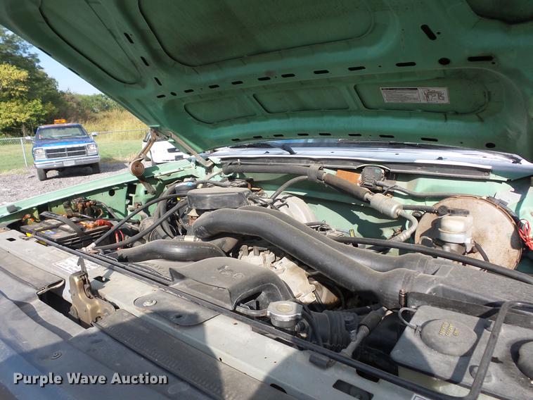 image for item DD2103 1992 Ford F250 HD pickup truck