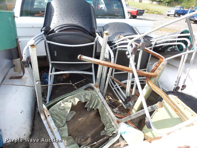 image for item DD2107 2001 Dodge Ram 1500 Quad Cab pickup truck