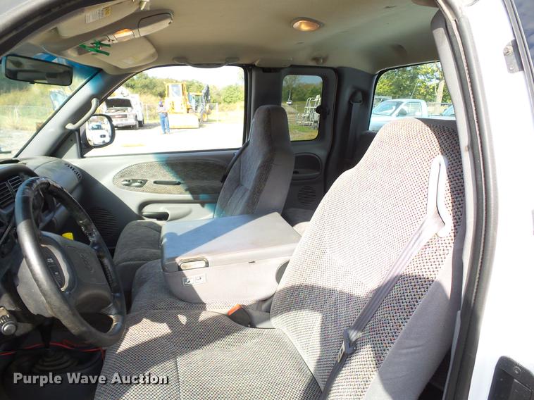 image for item DD2107 2001 Dodge Ram 1500 Quad Cab pickup truck