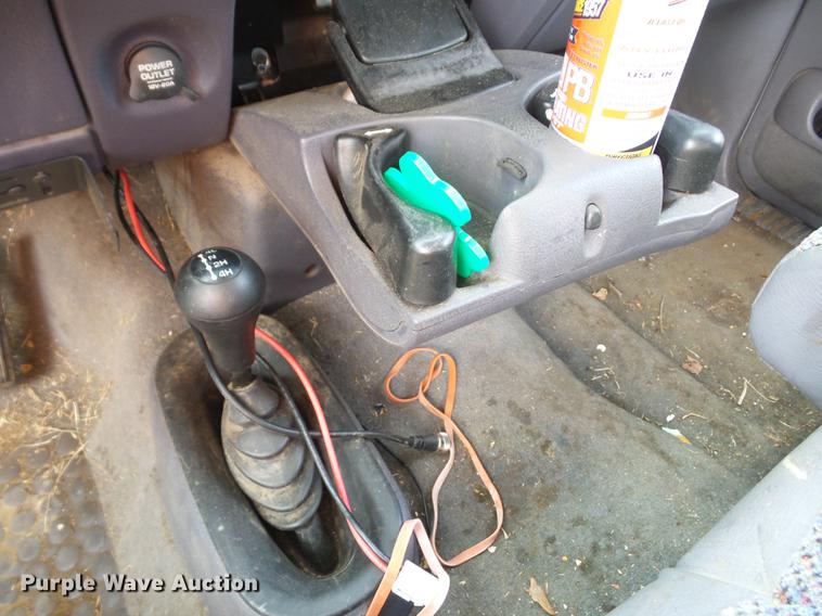 image for item DD2107 2001 Dodge Ram 1500 Quad Cab pickup truck