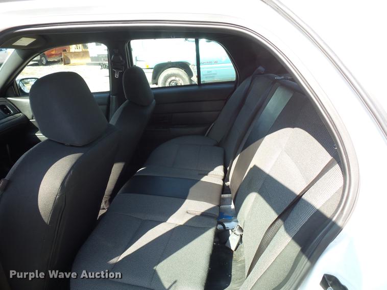 image for item DD2108 2007 Ford Crown Victoria Police Interceptor