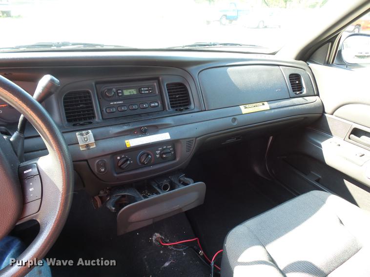 image for item DD2108 2007 Ford Crown Victoria Police Interceptor