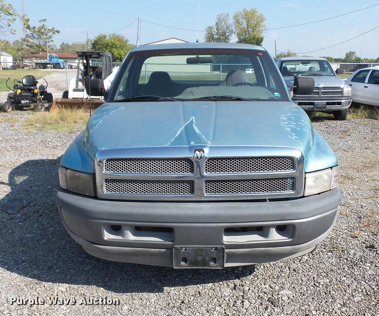 image for item DD2110 1996 Dodge Ram 1500 pickup truck