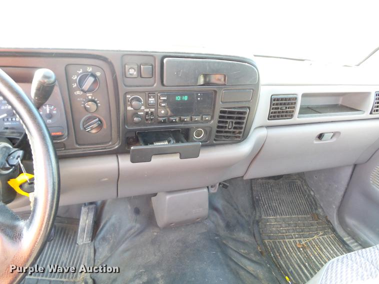 image for item DD2110 1996 Dodge Ram 1500 pickup truck