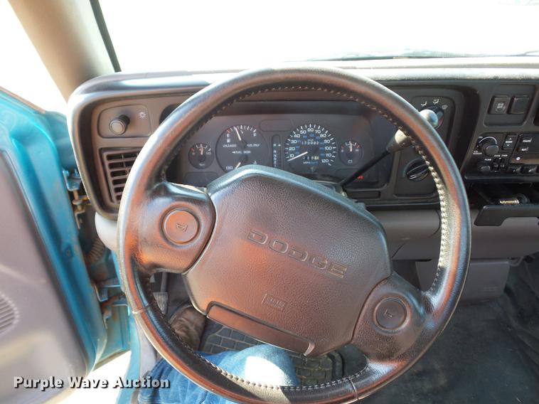 image for item DD2110 1996 Dodge Ram 1500 pickup truck