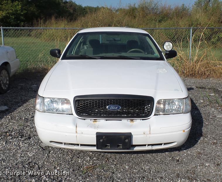 image for item DD2119 2009 Ford Crown Victoria Police Interceptor