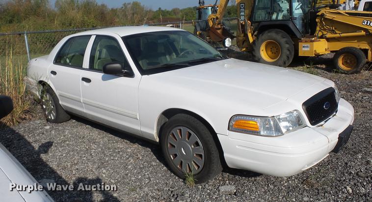 image for item DD2119 2009 Ford Crown Victoria Police Interceptor