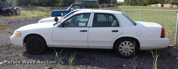 image for item DD2119 2009 Ford Crown Victoria Police Interceptor