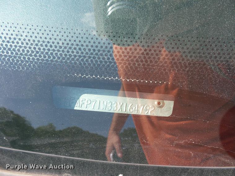 image for item DD2120 2003 Ford Crown Victoria Police Interceptor