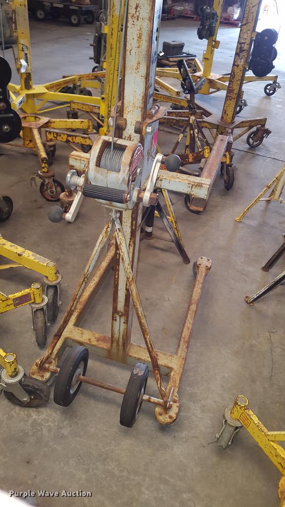 image for item DD2195 (3) material lifts