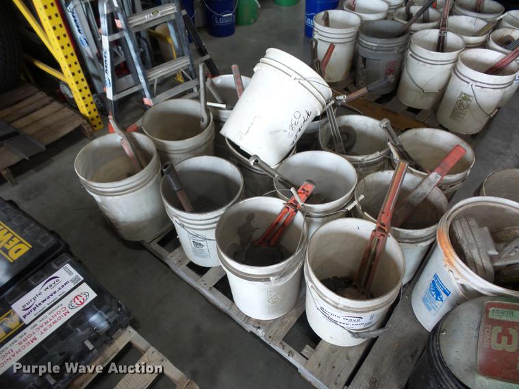 image for item DD2220 (13) chain come-a-longs