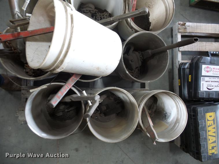 image for item DD2220 (13) chain come-a-longs