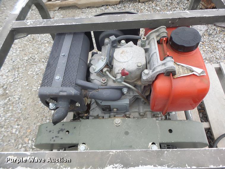 image for item DF9379 US Army MEP-016A generator