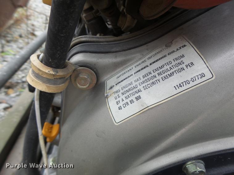 image for item DF9383 US Army MEP016C generator