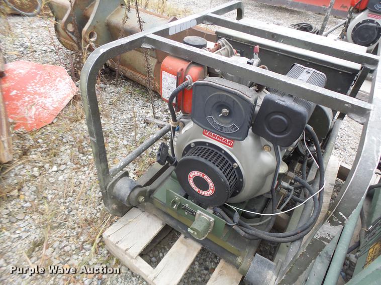 image for item DF9383 US Army MEP016C generator