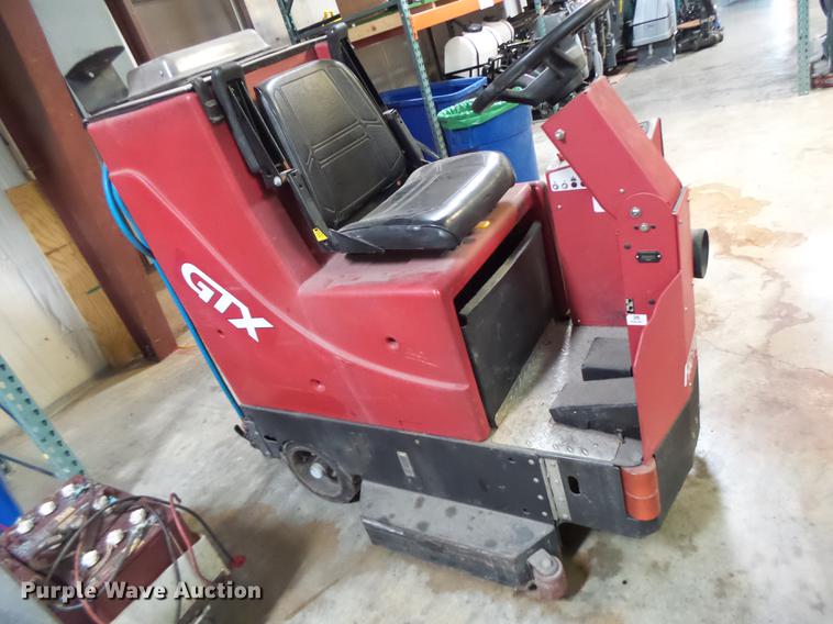 image for item DF9396 Factory Cat 34-D floor scrubber