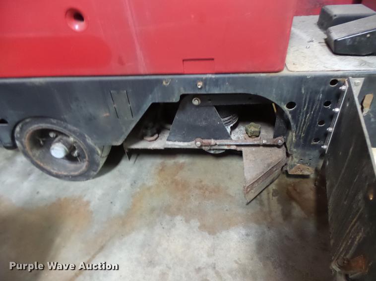 image for item DF9396 Factory Cat 34-D floor scrubber