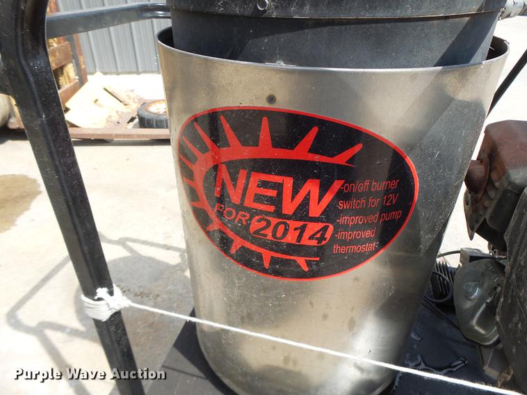 image for item DF9398 Magnum 4000 hot pressure washer