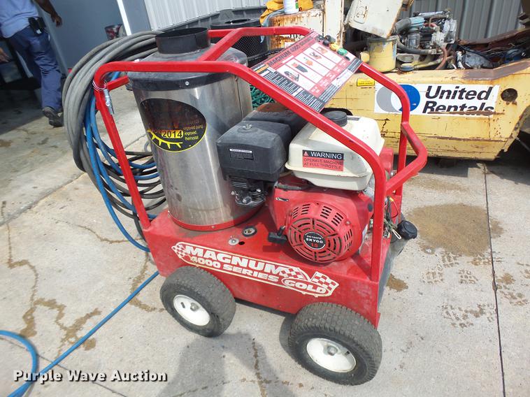image for item DF9399 Magnum 4000 pressure washer
