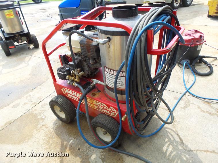 image for item DF9399 Magnum 4000 pressure washer