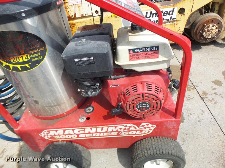 image for item DF9399 Magnum 4000 pressure washer
