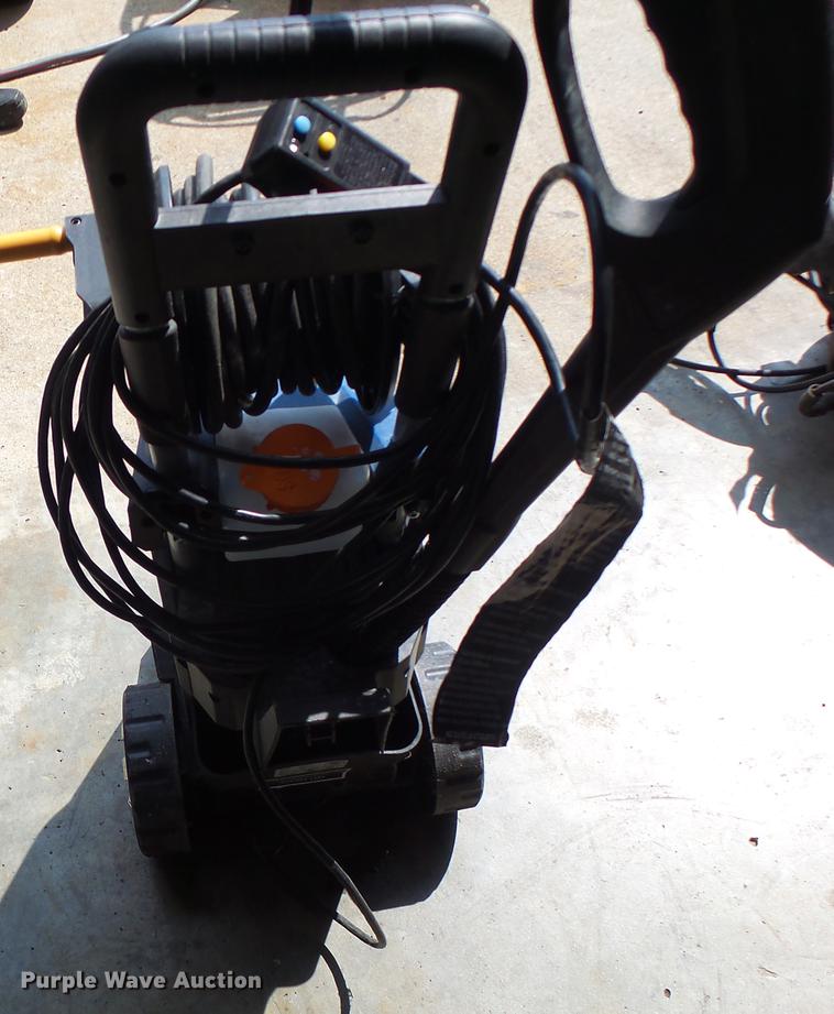 image for item DF9401 (2) electric power washers