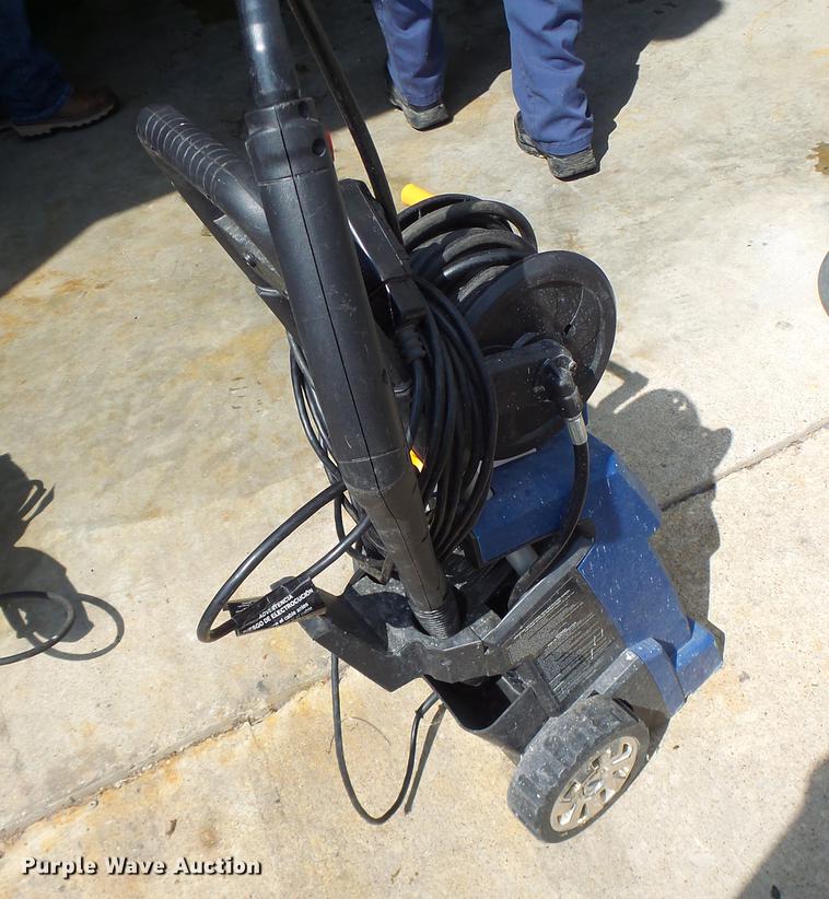 image for item DF9401 (2) electric power washers