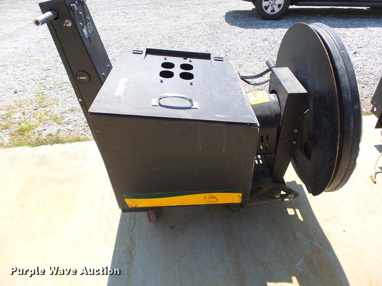 image for item DF9403 (4) NSS battery powered burnishers