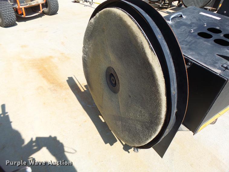 image for item DF9403 (4) NSS battery powered burnishers