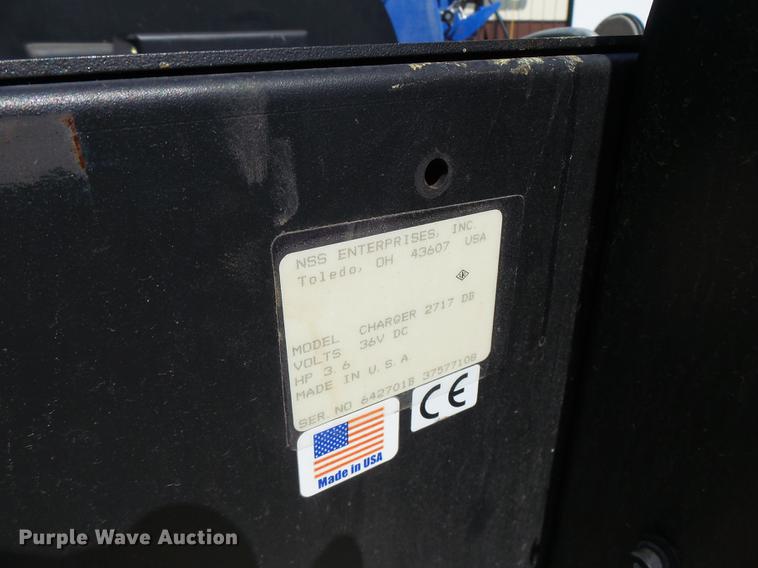 image for item DF9403 (4) NSS battery powered burnishers