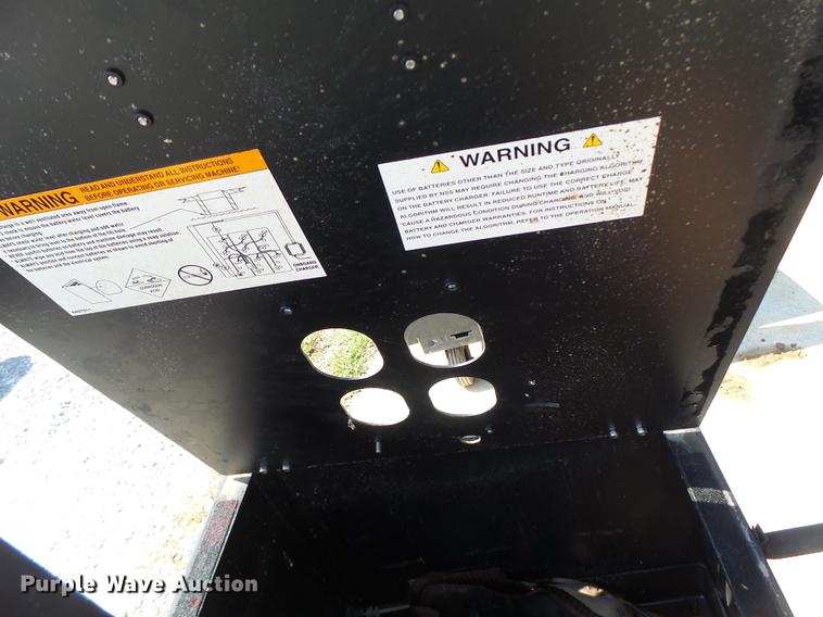 image for item DF9403 (4) NSS battery powered burnishers